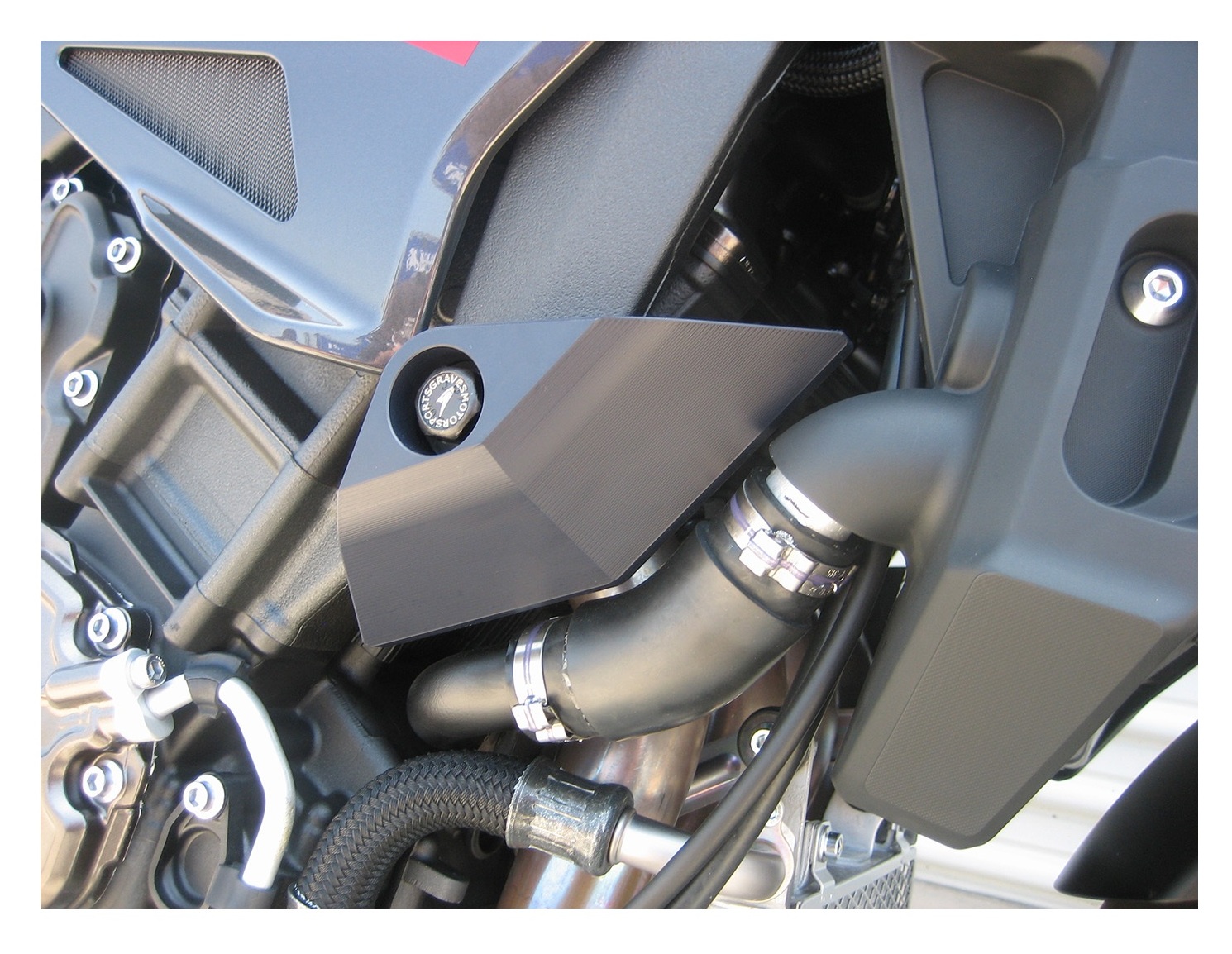 Graves Motorsports Graves Diamond Frame Sliders 5 Graves Motorsports Graves Diamond Frame Sliders - Image 5