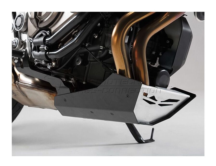 Skid Plates SW-MOTECH Skid Plate Yamaha FZ-07 / XSR700 / MT-07 Black/Silver [Incomplete]